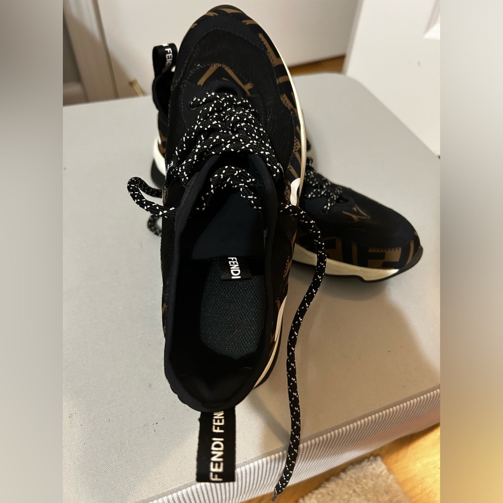 Fendi
Zucca FF Logo Neoprene Chunky Sneakers
Women's Size 37 - Picture 5 of 8